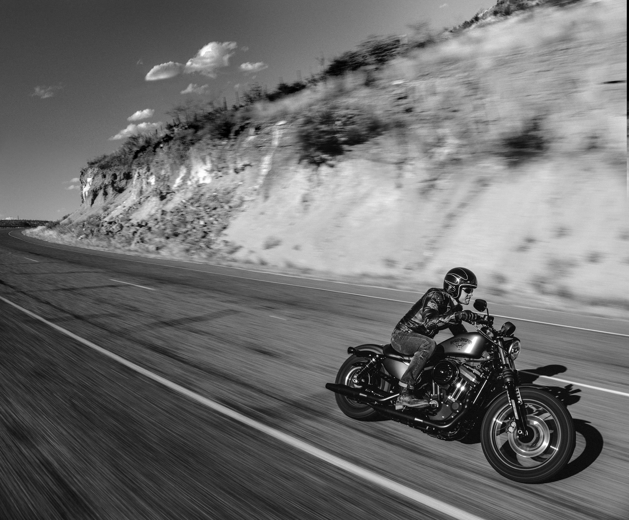 Harley-Davidson Xl 883N Wallpapers