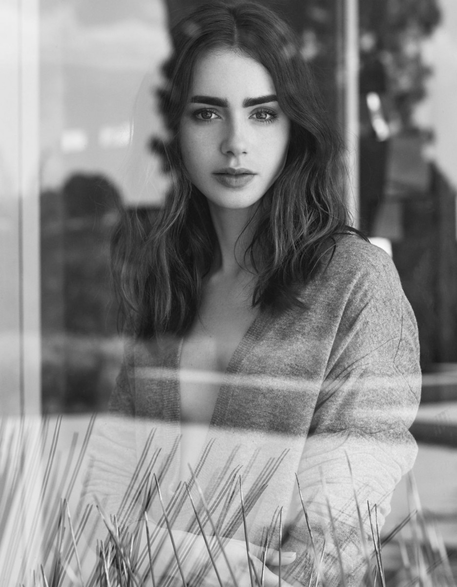 Freinds Nude In Room Lily Collins Photoshoot